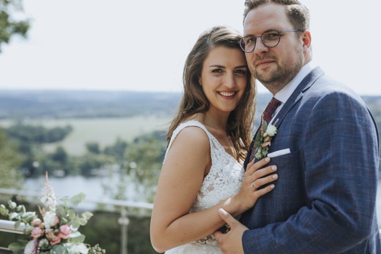 Marion und Jan | Sommerhochzeit auf dem Schellenberg