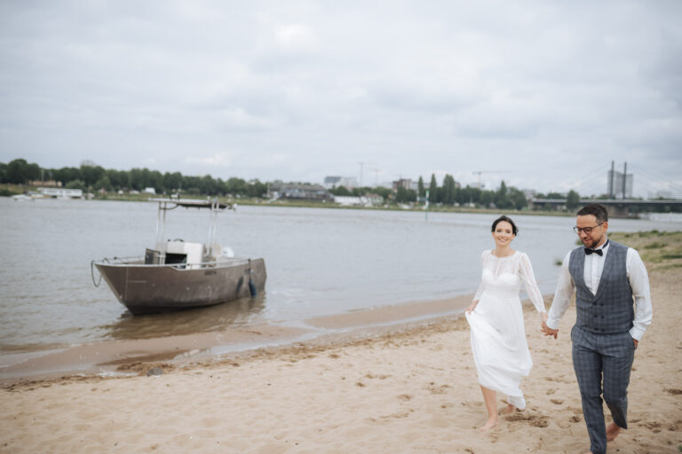 Julia + Emrah | Hochzeit auf dem Hausboot NO1 Düsseldorf